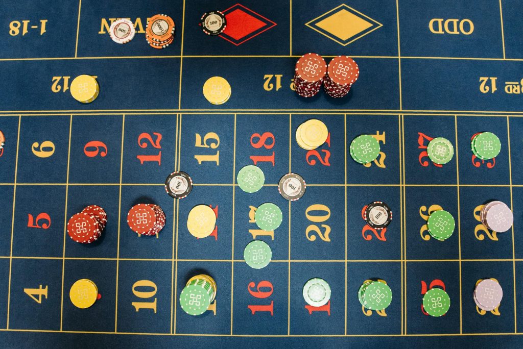 Slot Platforms Without Agents: What Players Actually Gain