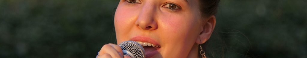 Singer, live music, singing — Maxwin Gacor Slots: The Best Games for Maximum Returns